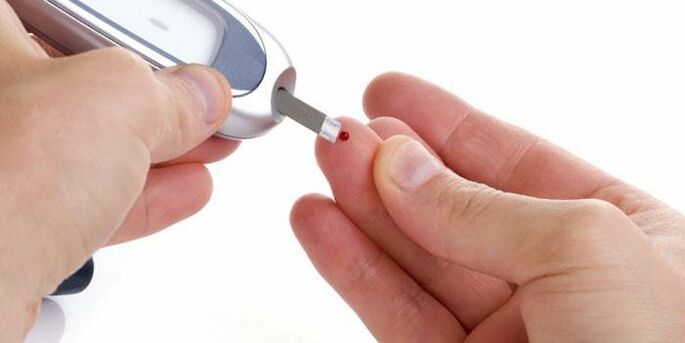 Vlastné monitorovanie hladiny cukru v krvi pomocou glukomera